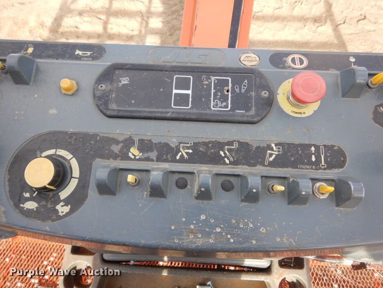 image for item DK3356 2005 JLG 460SJ  boom lift