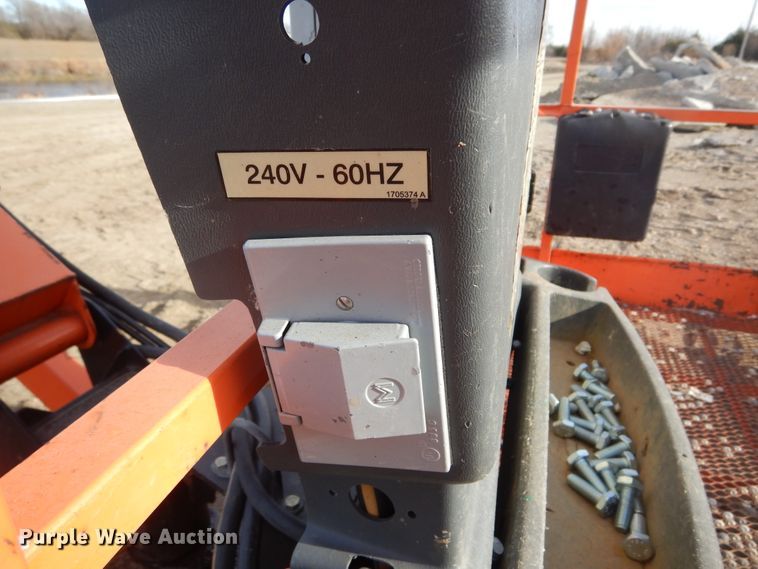 image for item DK3356 2005 JLG 460SJ  boom lift