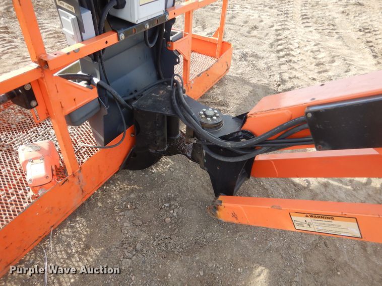 image for item DK3356 2005 JLG 460SJ  boom lift