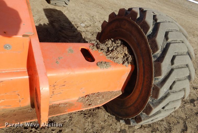 image for item DK3356 2005 JLG 460SJ  boom lift