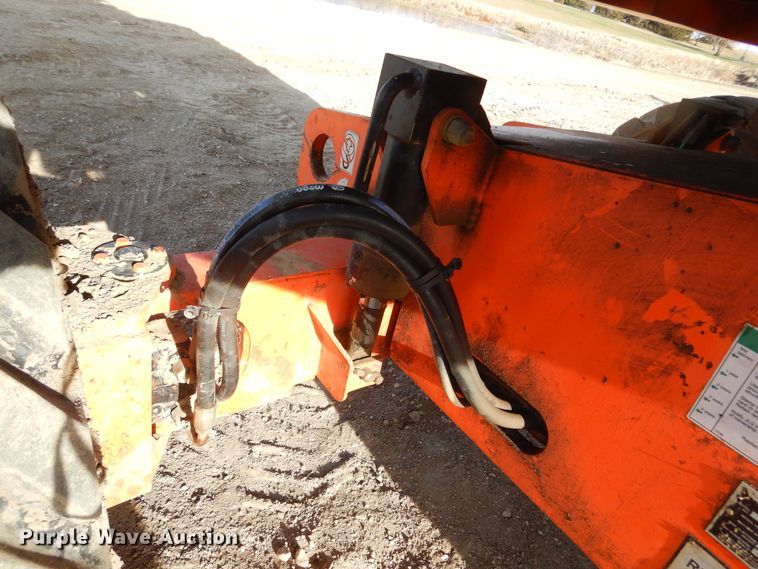 image for item DK3356 2005 JLG 460SJ  boom lift