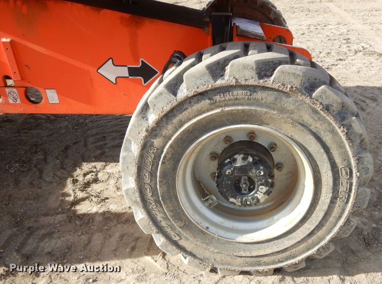 image for item DK3356 2005 JLG 460SJ  boom lift