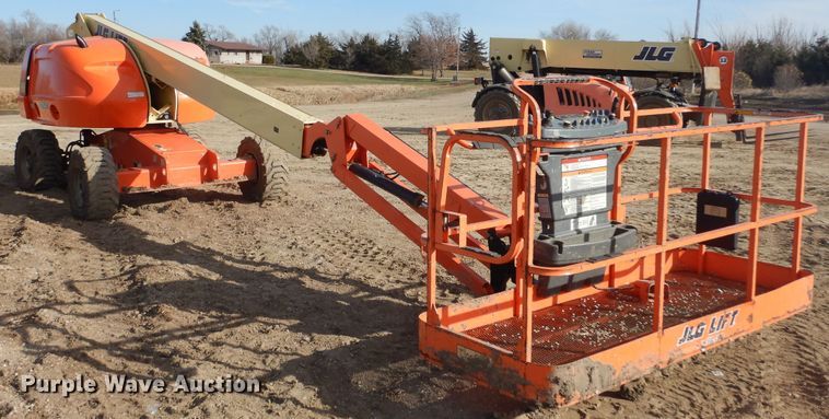 image for item DK3357 2005 JLG 460SJ  boom lift