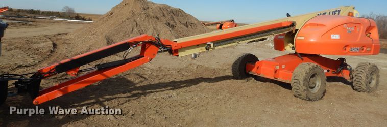 image for item DK3357 2005 JLG 460SJ  boom lift