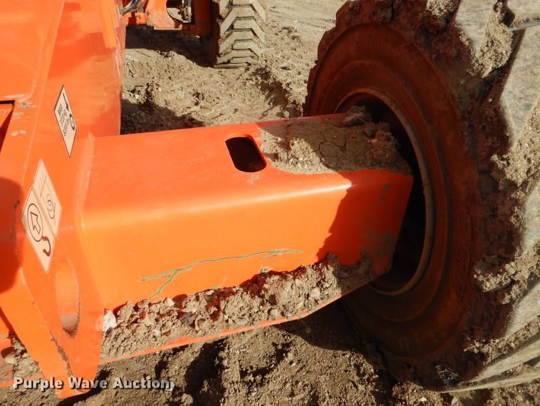 image for item DK3357 2005 JLG 460SJ  boom lift