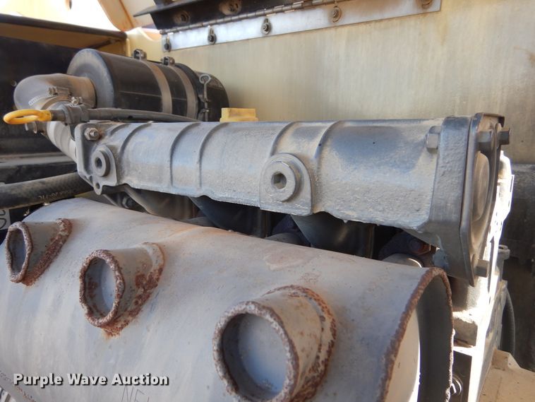 image for item DK3357 2005 JLG 460SJ  boom lift