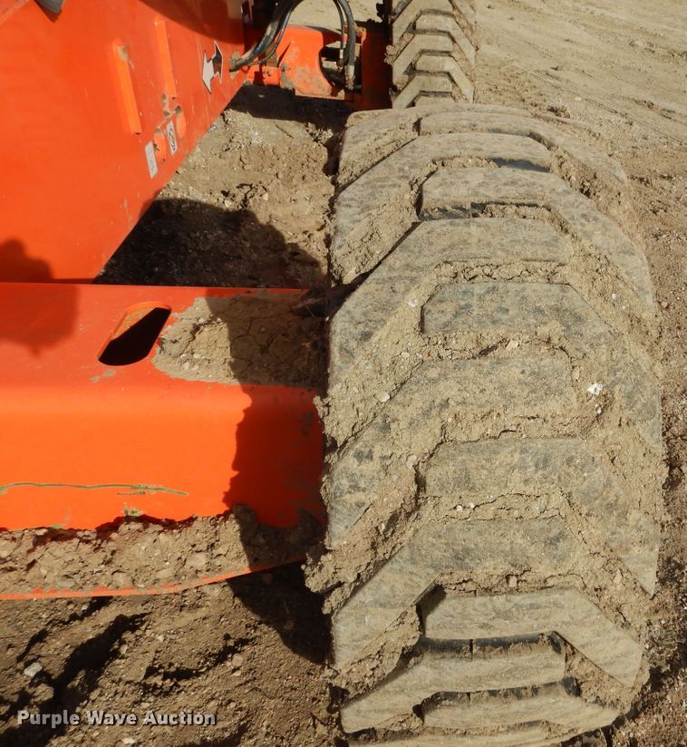 image for item DK3357 2005 JLG 460SJ  boom lift