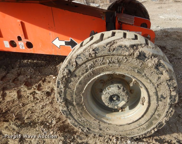 image for item DK3357 2005 JLG 460SJ  boom lift