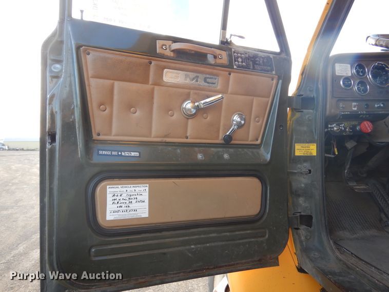 image for item DK3358 1979 GMC Brigadier  dump truck