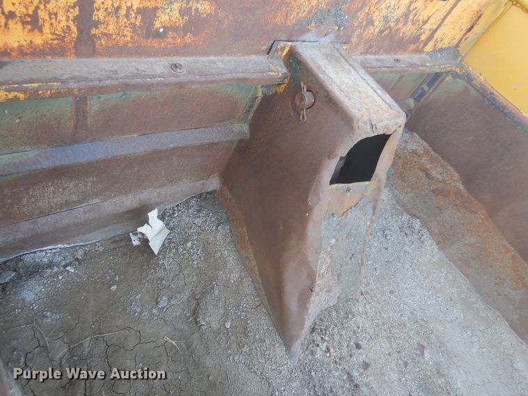 image for item DK3358 1979 GMC Brigadier  dump truck