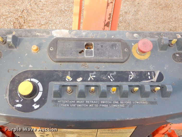 image for item DK3385 2008 JLG 800AJ  boom lift