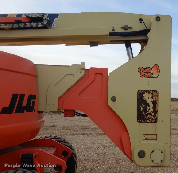 image for item DK3385 2008 JLG 800AJ  boom lift