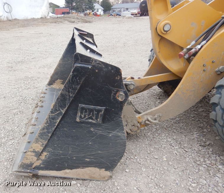 image for item DK3389 2020 Caterpillar 908M  wheel loader