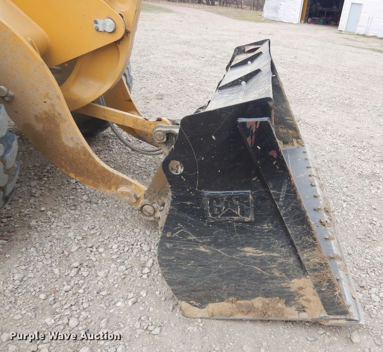 image for item DK3389 2020 Caterpillar 908M  wheel loader