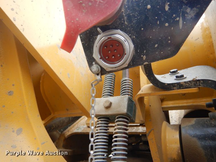 image for item DK3389 2020 Caterpillar 908M  wheel loader