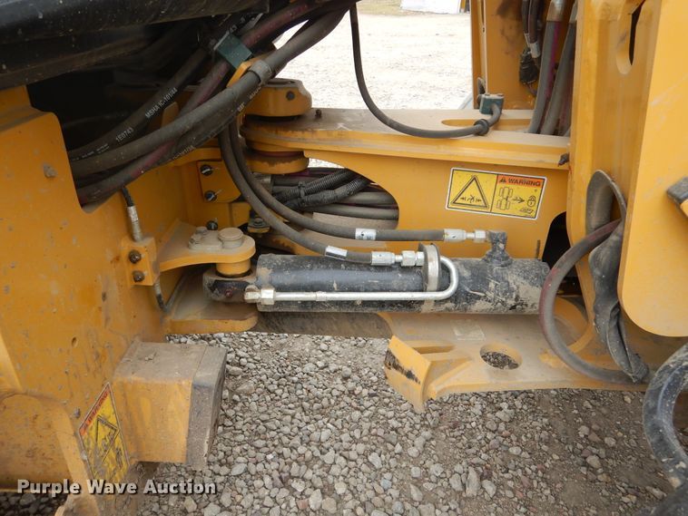 image for item DK3389 2020 Caterpillar 908M  wheel loader