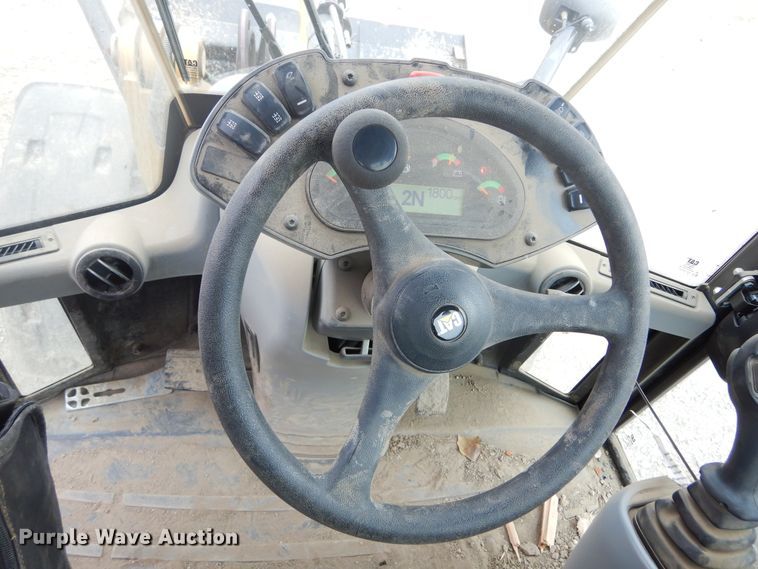 image for item DK3389 2020 Caterpillar 908M  wheel loader