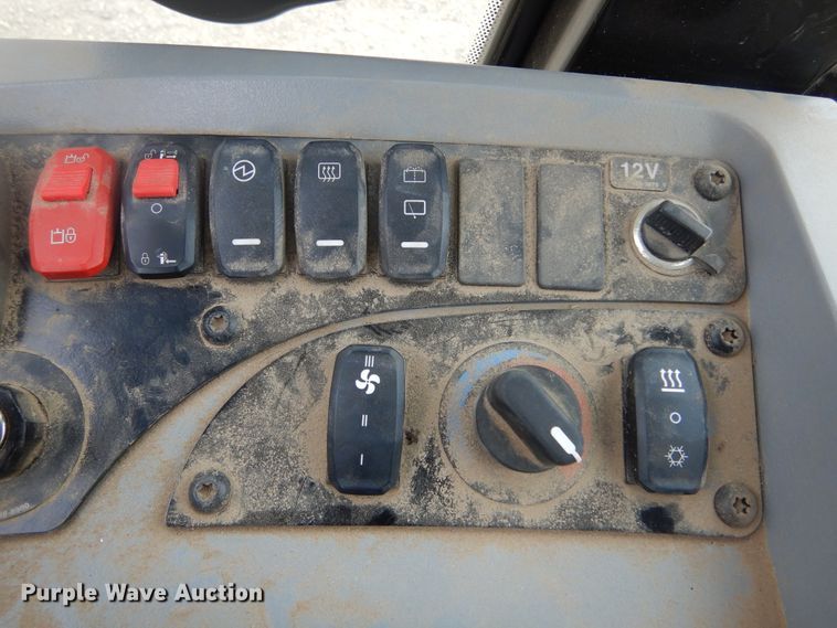 image for item DK3389 2020 Caterpillar 908M  wheel loader