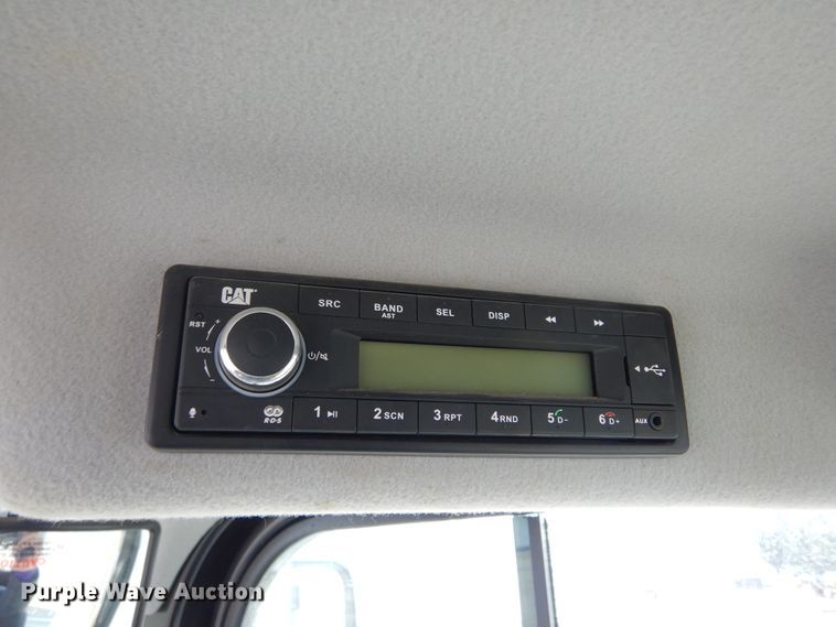 image for item DK3389 2020 Caterpillar 908M  wheel loader