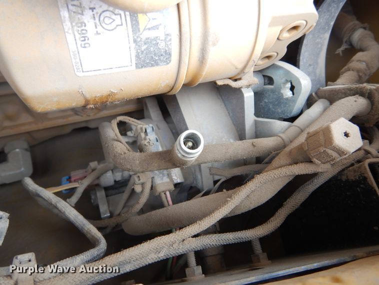 image for item DK3389 2020 Caterpillar 908M  wheel loader