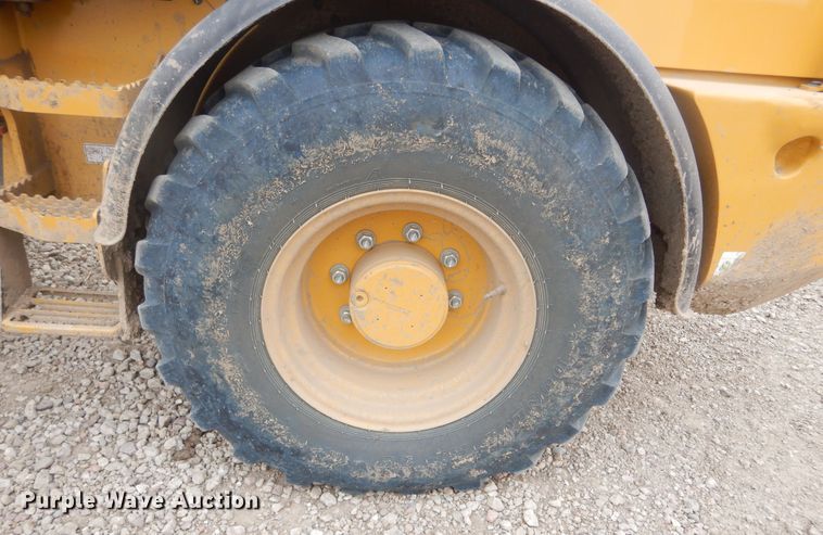 image for item DK3389 2020 Caterpillar 908M  wheel loader