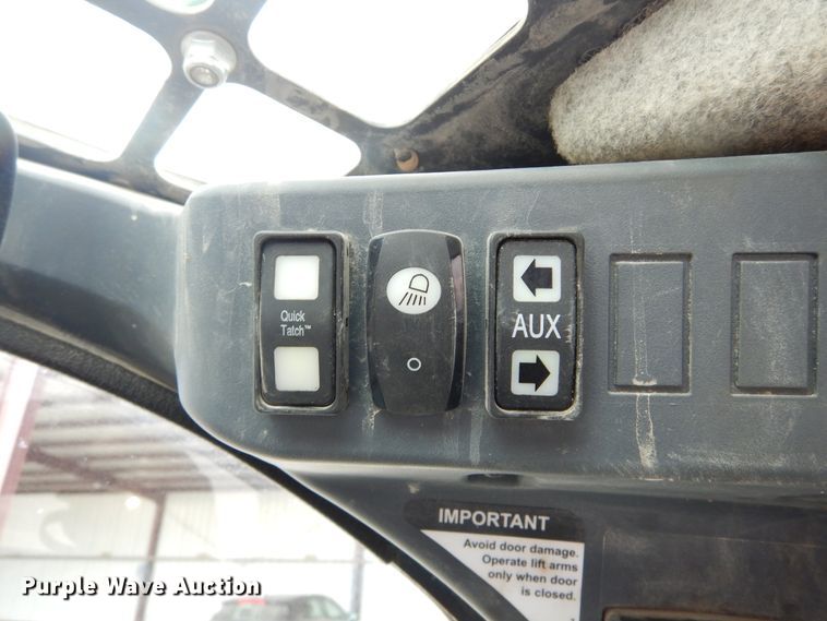 image for item DK3391 2019 John Deere 317G  tracked skid steer loader