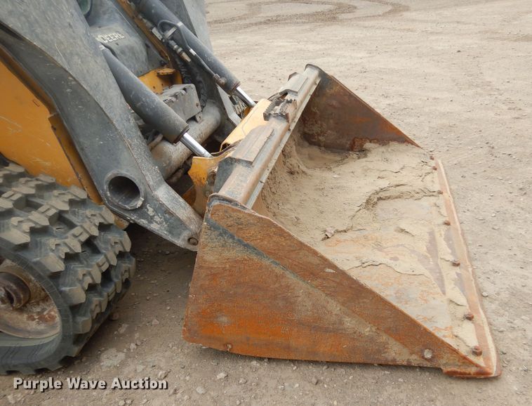 image for item DK3392 2019 John Deere 325G  tracked skid steer loader