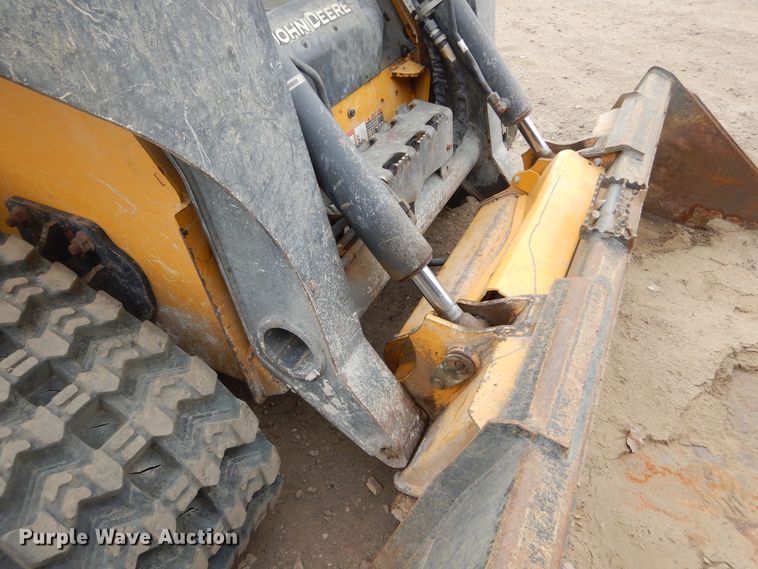 image for item DK3392 2019 John Deere 325G  tracked skid steer loader