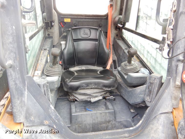 image for item DK3392 2019 John Deere 325G  tracked skid steer loader