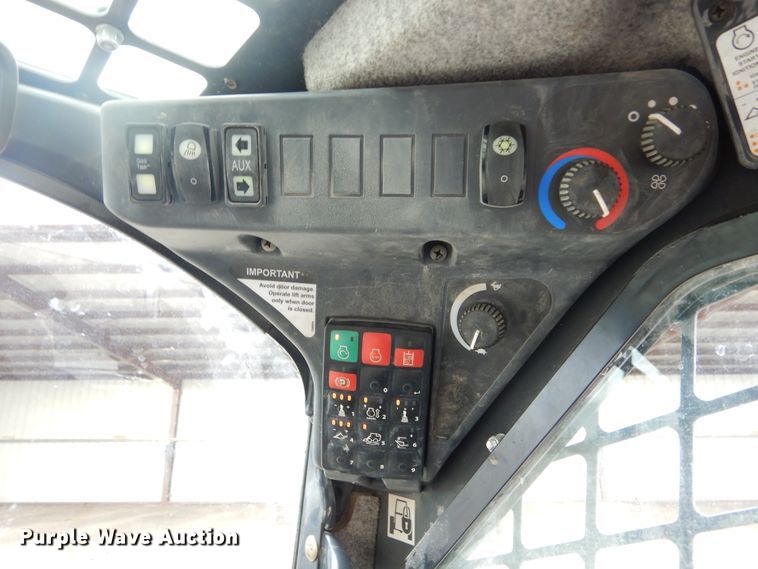 image for item DK3392 2019 John Deere 325G  tracked skid steer loader