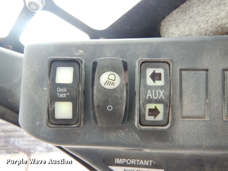 image for item DK3392 2019 John Deere 325G  tracked skid steer loader