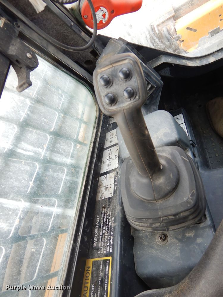 image for item DK3392 2019 John Deere 325G  tracked skid steer loader