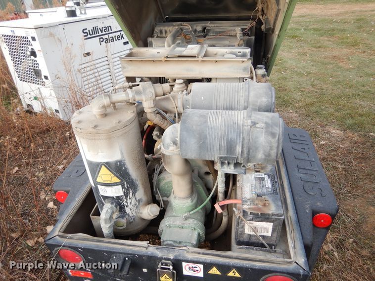 image for item DK3397 Sullair 185  air compressor