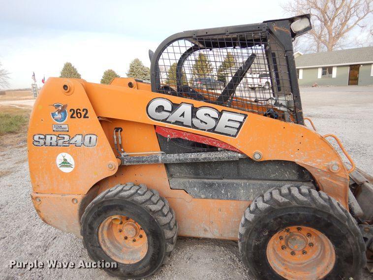 image for item DK3400 2016 Case SR240  skid steer loader