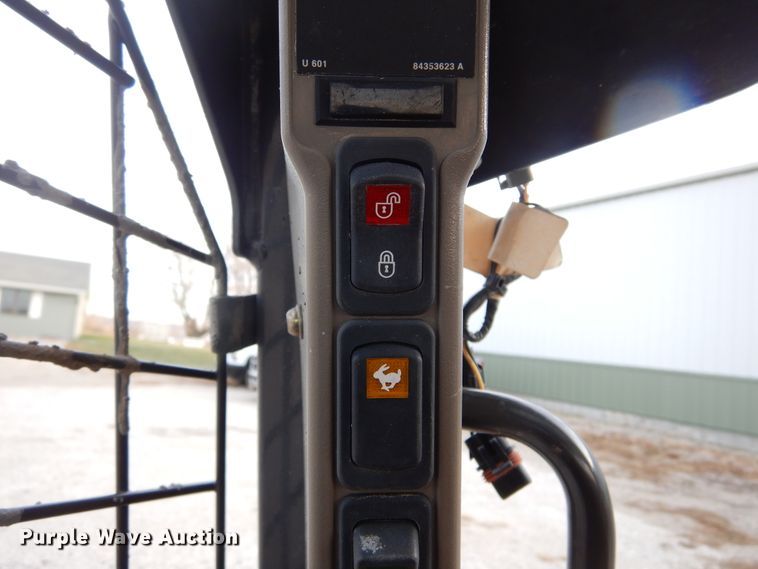 image for item DK3400 2016 Case SR240  skid steer loader