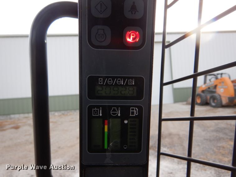 image for item DK3401 2016 Case SR240  skid steer loader