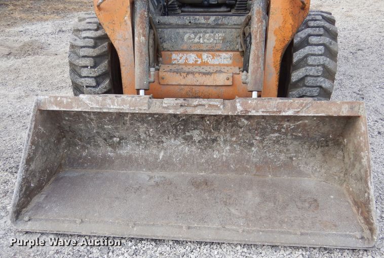 image for item DK3403 2013 Case SR220  skid steer loader