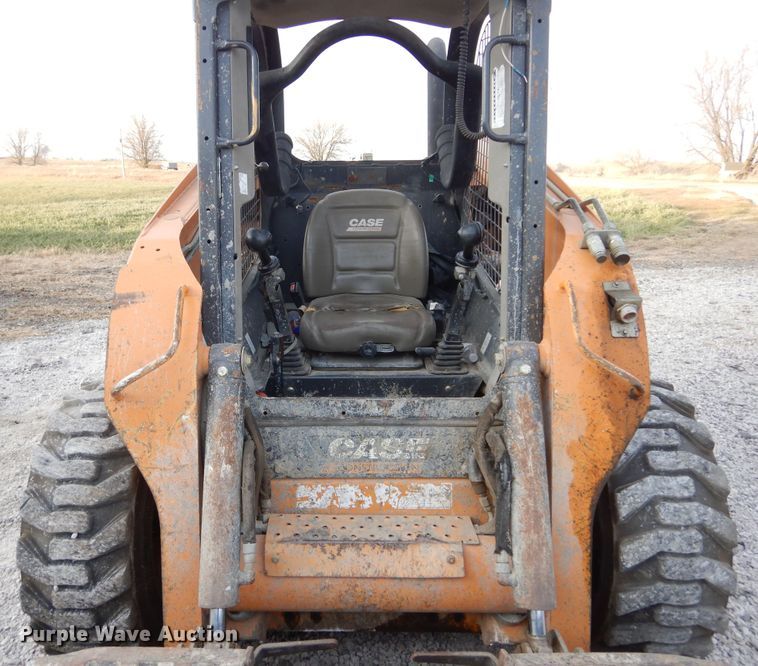 image for item DK3403 2013 Case SR220  skid steer loader