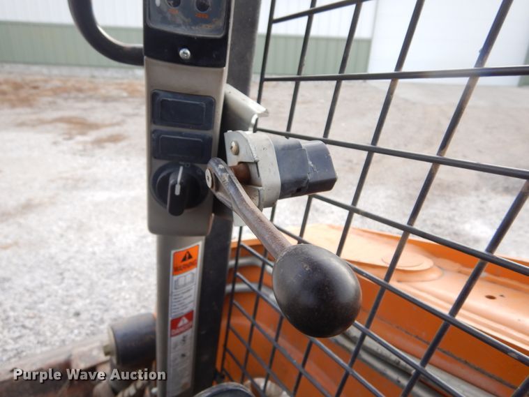 image for item DK3403 2013 Case SR220  skid steer loader