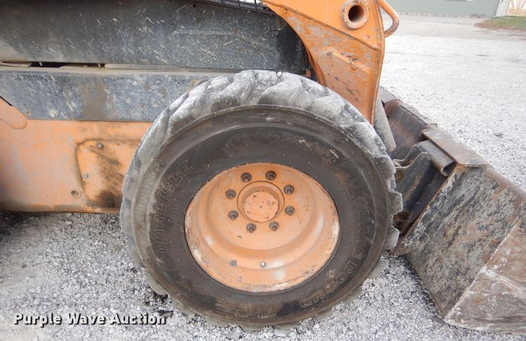 image for item DK3403 2013 Case SR220  skid steer loader