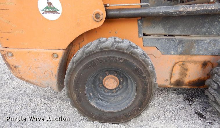 image for item DK3403 2013 Case SR220  skid steer loader