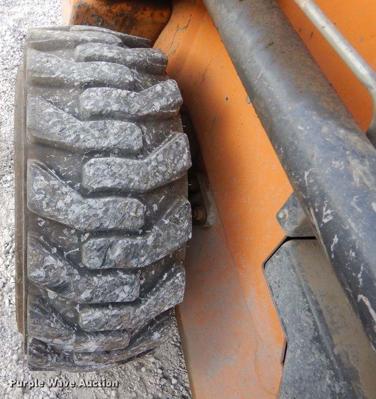 image for item DK3403 2013 Case SR220  skid steer loader