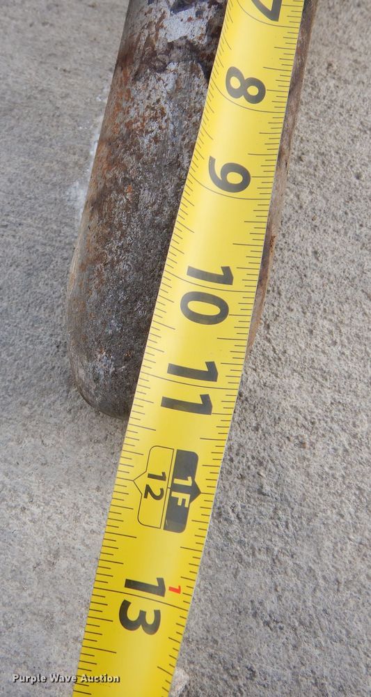 image for item DK3404 Stanley MB35600SS skid steer breaker