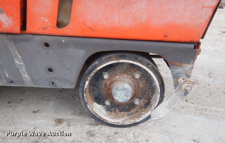 image for item DK3405 Husqvarna FS7000D  concrete saw