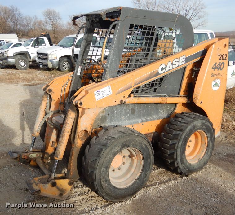 image for item DK3407 2009 Case 440  skid steer loader