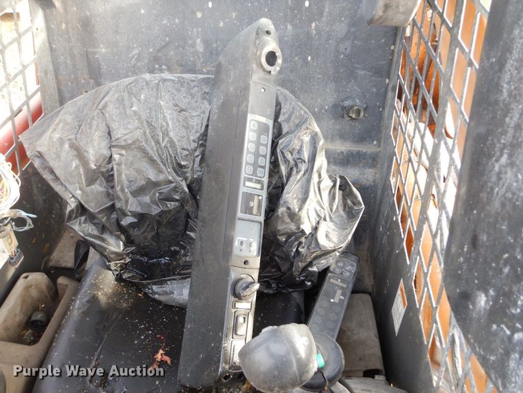 image for item DK3407 2009 Case 440  skid steer loader