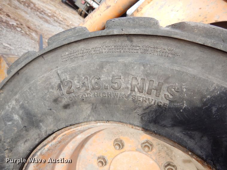 image for item DK3407 2009 Case 440  skid steer loader