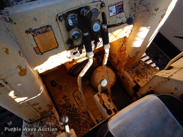 image for item DK8694 1970 John Deere 450B  track loader