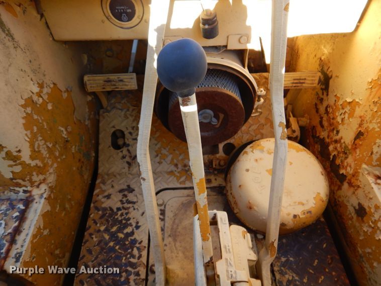 image for item DK8694 1970 John Deere 450B  track loader