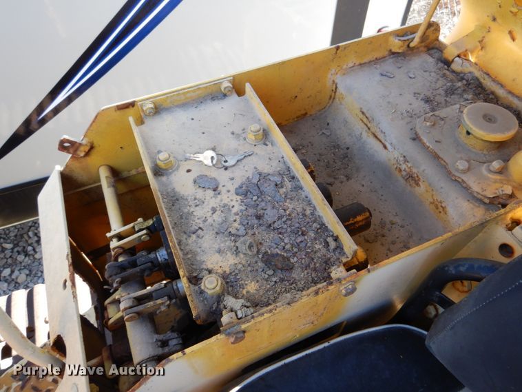 image for item DK8694 1970 John Deere 450B  track loader